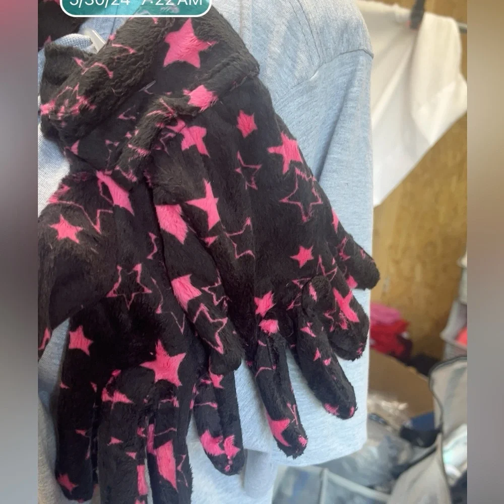 Women’s Scarf With‎ Mittens